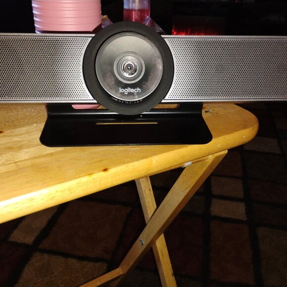 Logitech - Picture 1 of 5